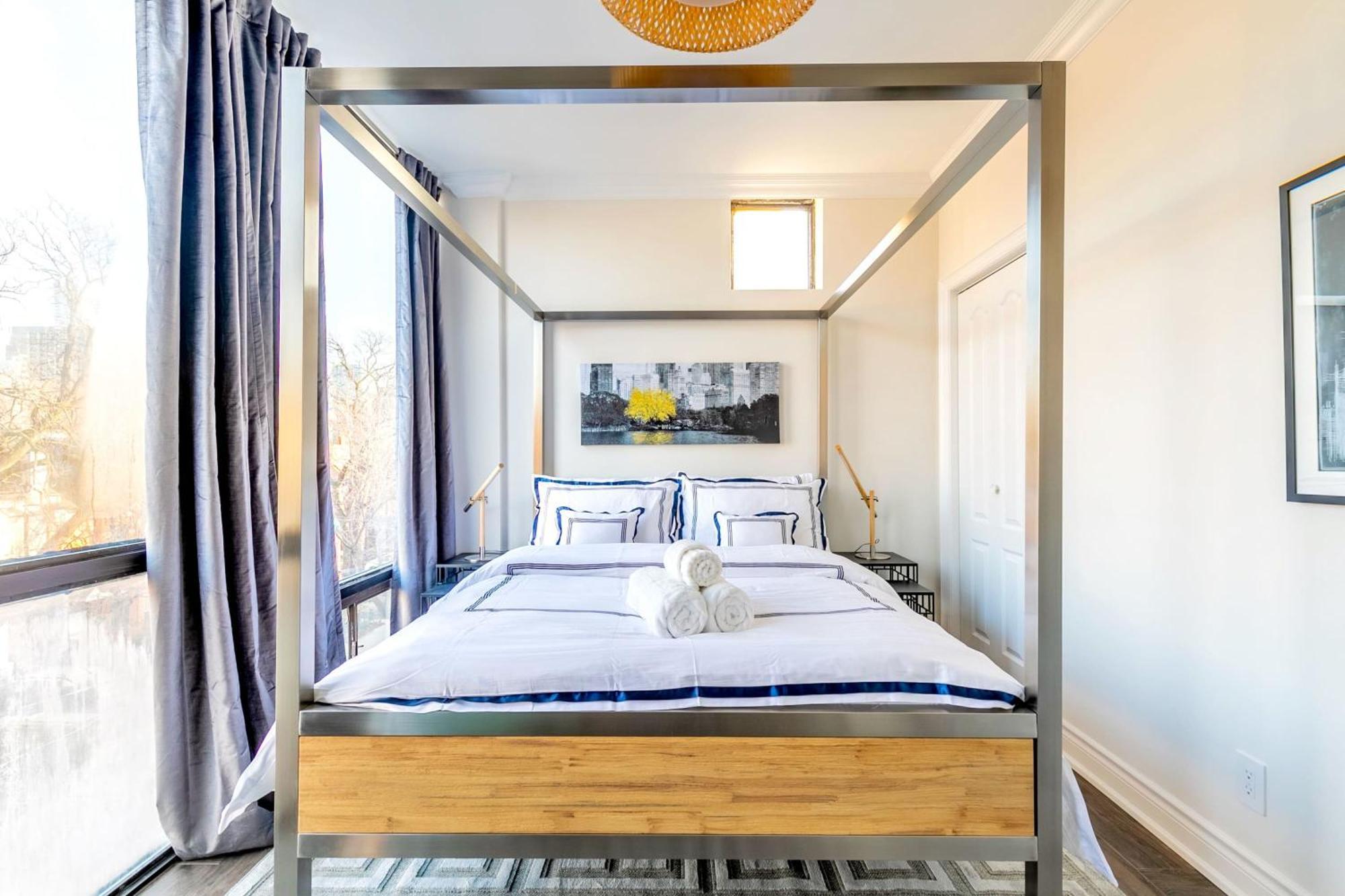Modern Pet-Friendly Chinatown Apartment Τορόντο Εξωτερικό φωτογραφία